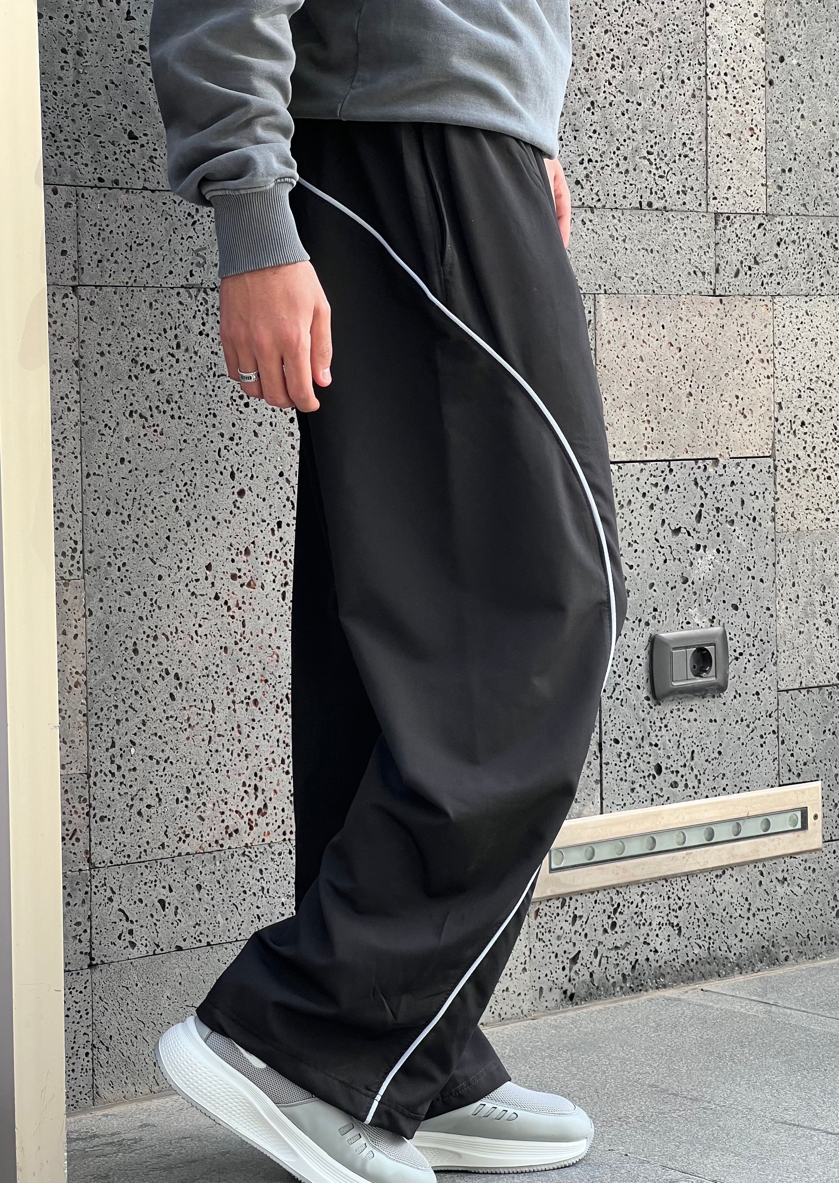 بنطال مقاوم للماء